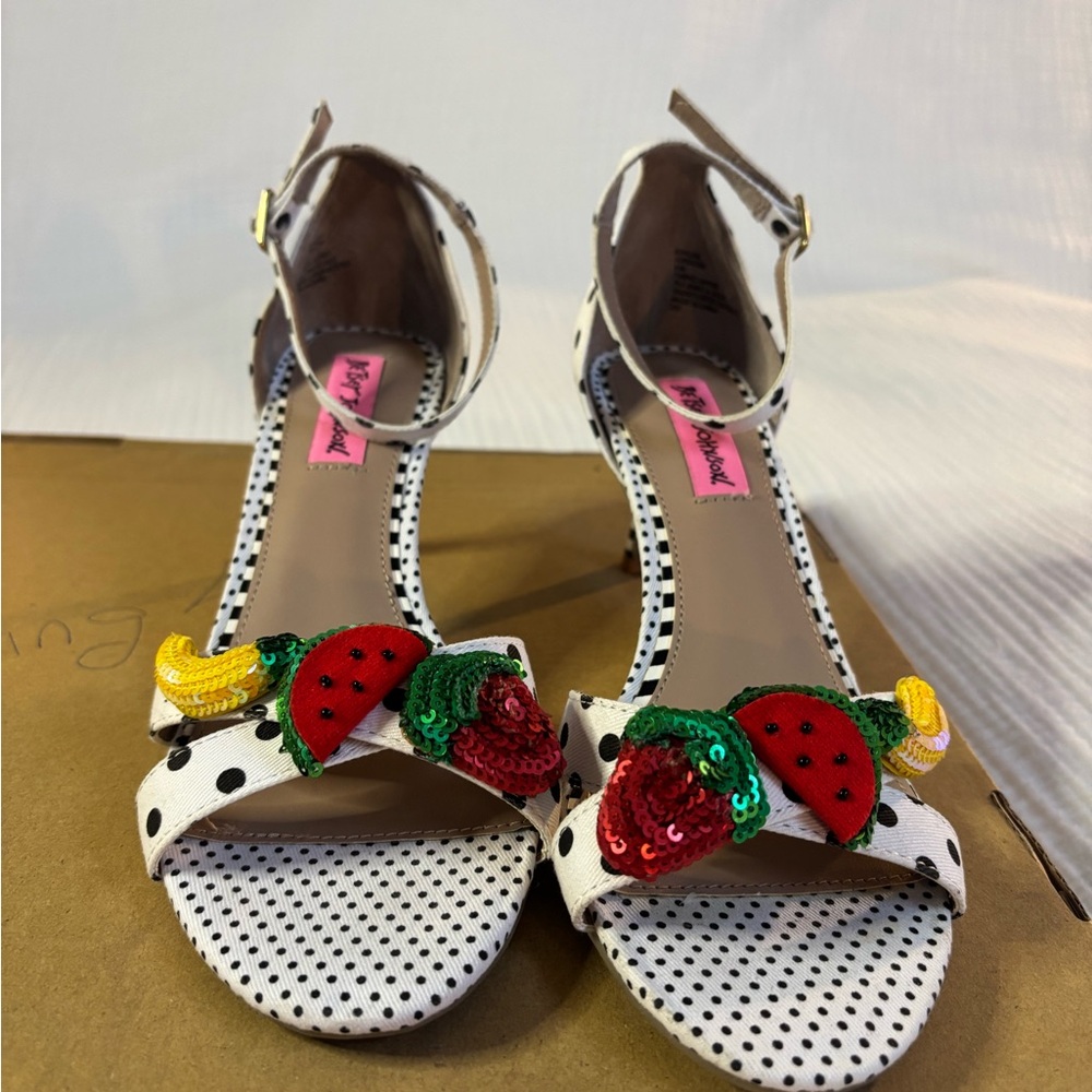 Betsey Johnson Black and White Polka Dot Heels with Fruit Accents - Picture 2 of 6
